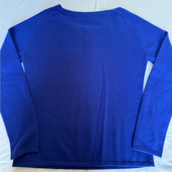 360 cashmere 100% cashmere  sweater size medium - Picture 3 of 5